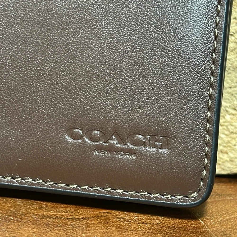 NWT COACH LEATHER ID CARD WALLET - Picture 5 of 12
